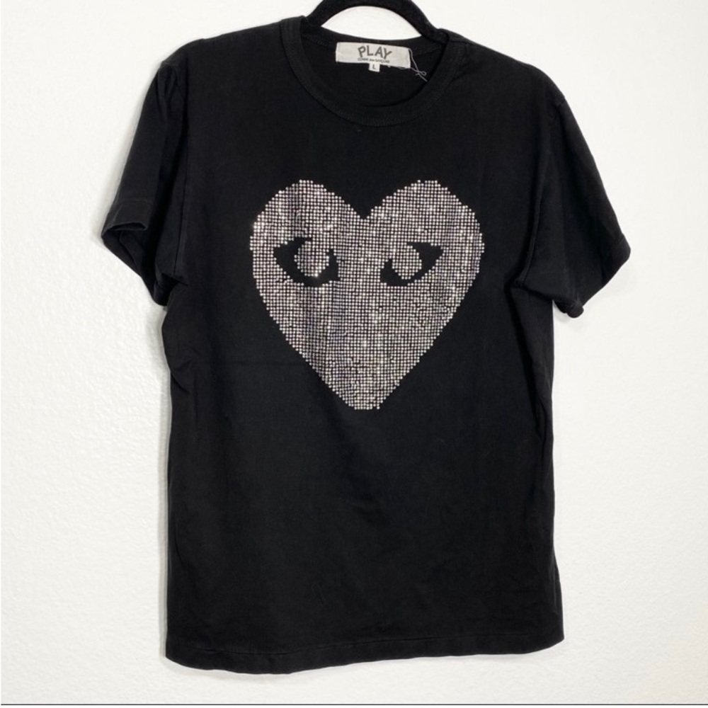 COMME DES GARCONS Play Rhinestone Heart Logo Tee L